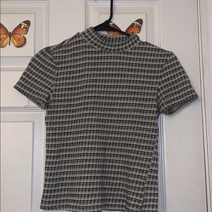 BLACK PATTERN TSHIRT